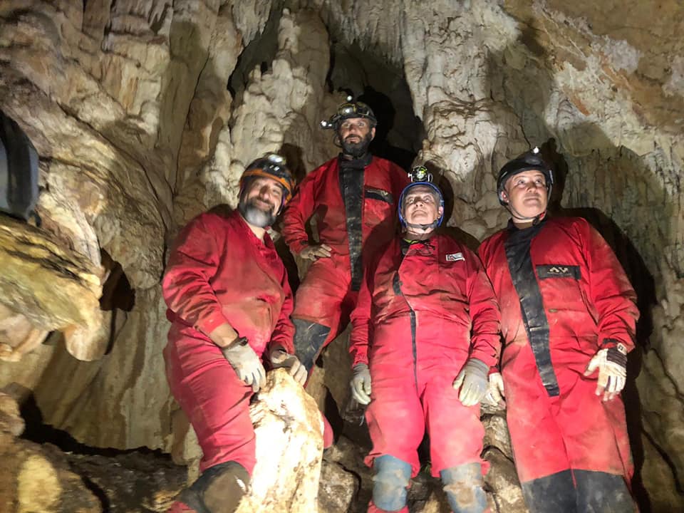 Coilostele acus en la cueva del Guadalora (GEKO)
